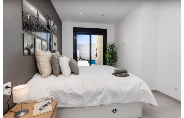 Rynek pierwotny - Villa - Pilar de la Horadada - pueblo