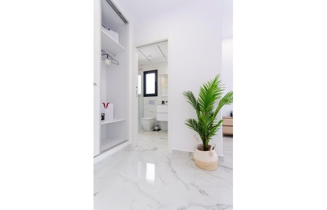 Rynek pierwotny - Villa - Torrevieja - Torretas