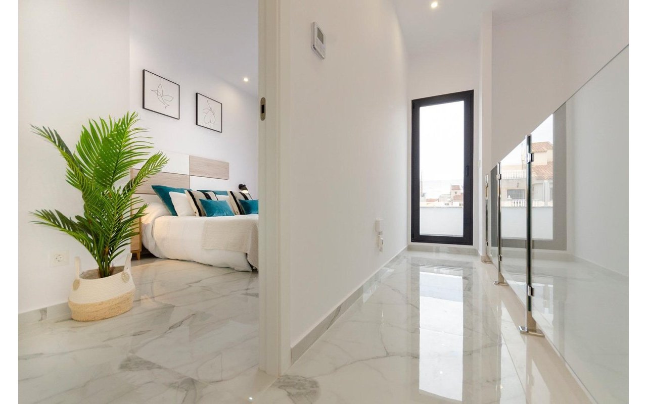 Rynek pierwotny - Villa - Torrevieja - Torretas