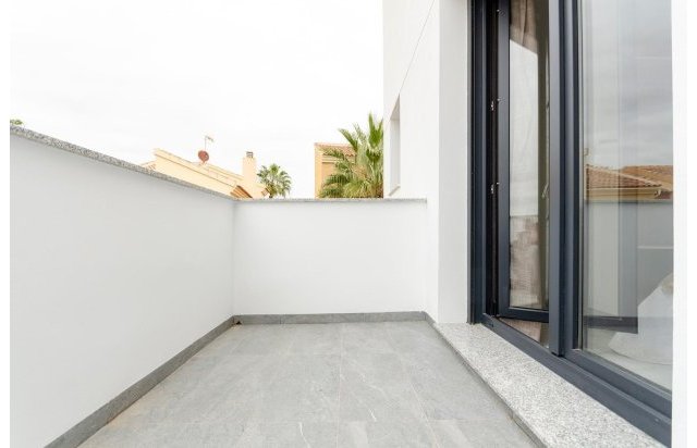 Rynek pierwotny - Villa - Torrevieja - Torretas