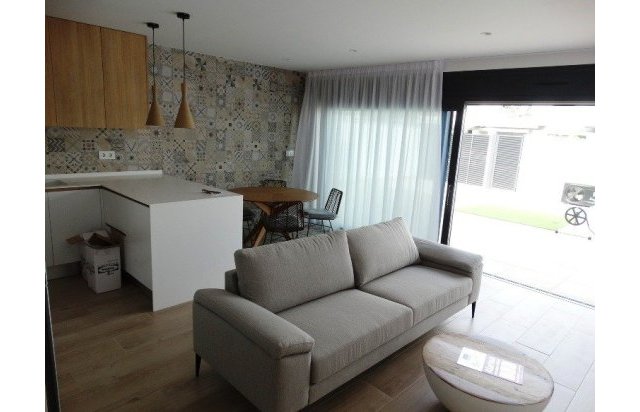 Rynek pierwotny - Villa - Pilar de la Horadada - pueblo