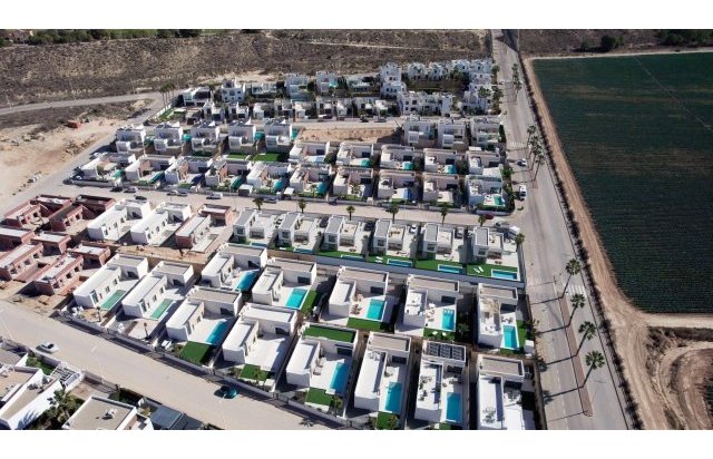 Rynek pierwotny - Villa - Algorfa - La finca golf