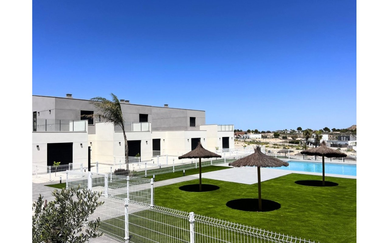 Obra nueva - Villa - BAÑOS Y MENDIGO - Altaona Golf