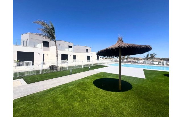 Rynek pierwotny - Town House - BAÑOS Y MENDIGO - Altaona Golf