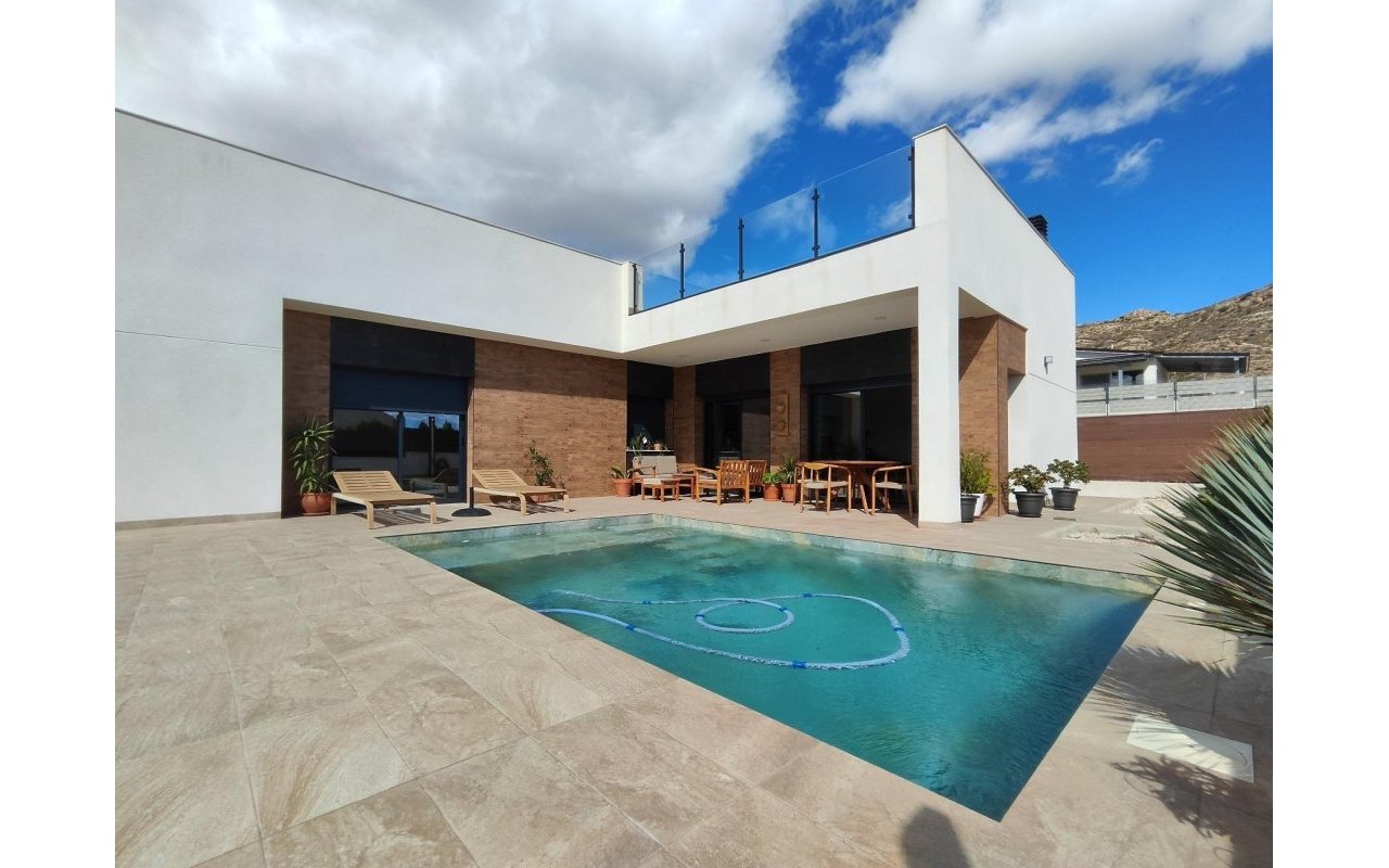 Obra nueva - Villa - Pinoso - Lel