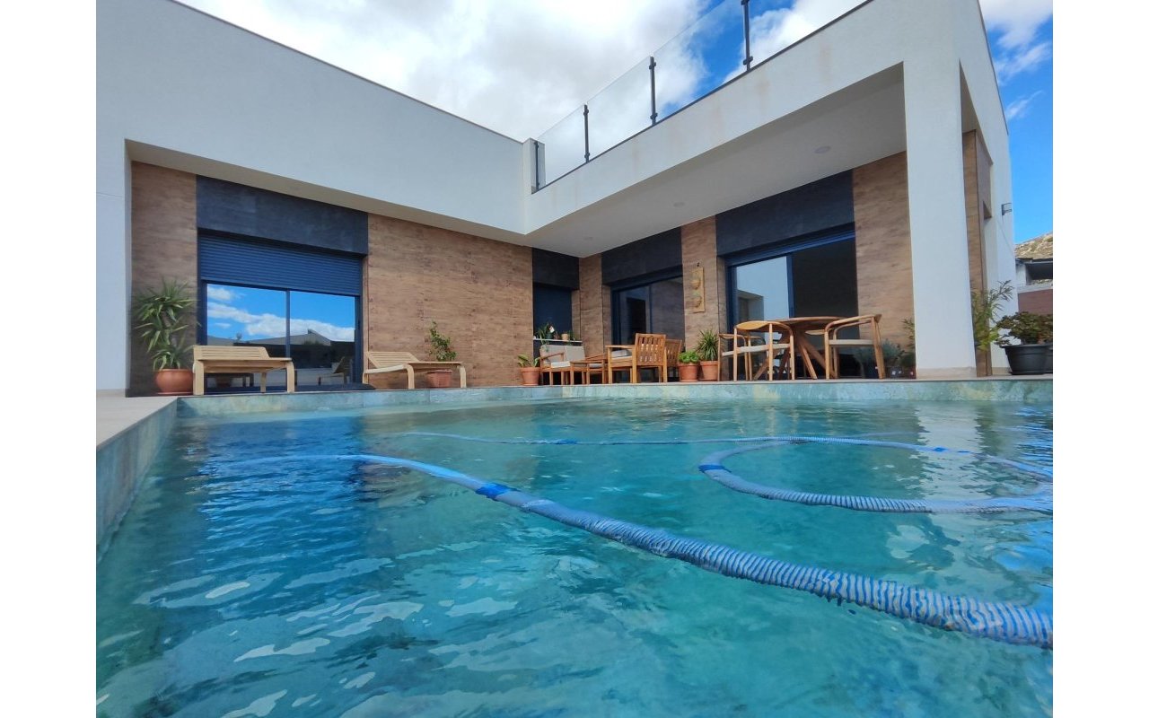 Obra nueva - Villa - Pinoso - Lel