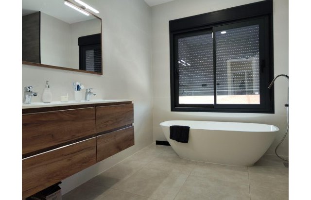 Obra nueva - Villa - Pinoso - Lel