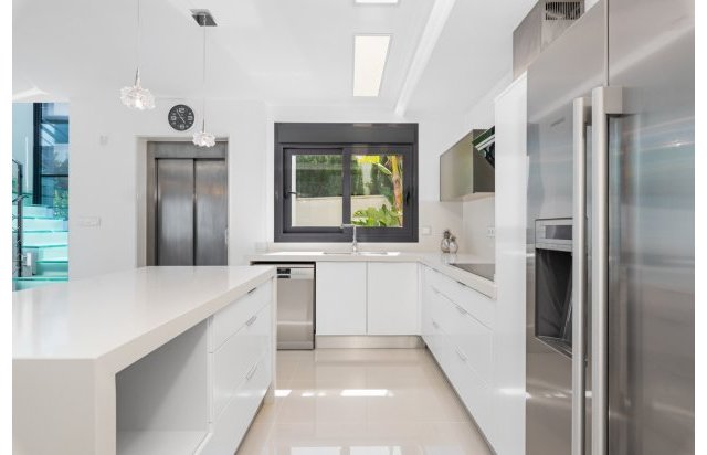 Rynek wtórny - Villa - San Miguel - San Miguel Salinas