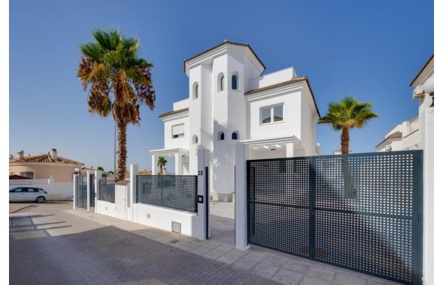 Rynek pierwotny - Villa - San Fulgencio - El Oasis