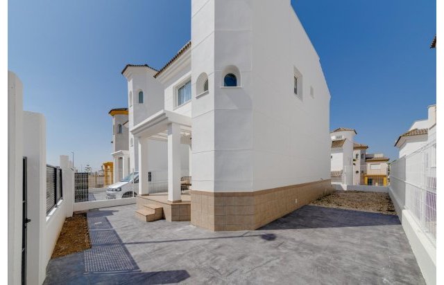 Rynek pierwotny - Villa - San Fulgencio - El Oasis