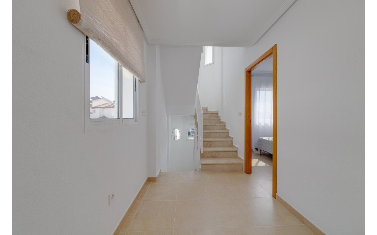 Rynek pierwotny - Villa - San Fulgencio - El Oasis