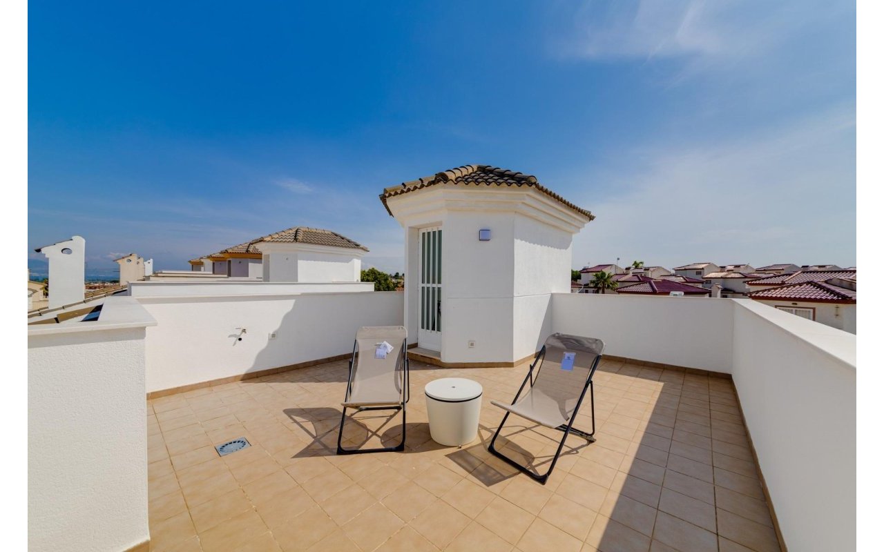 Rynek pierwotny - Villa - San Fulgencio - El Oasis