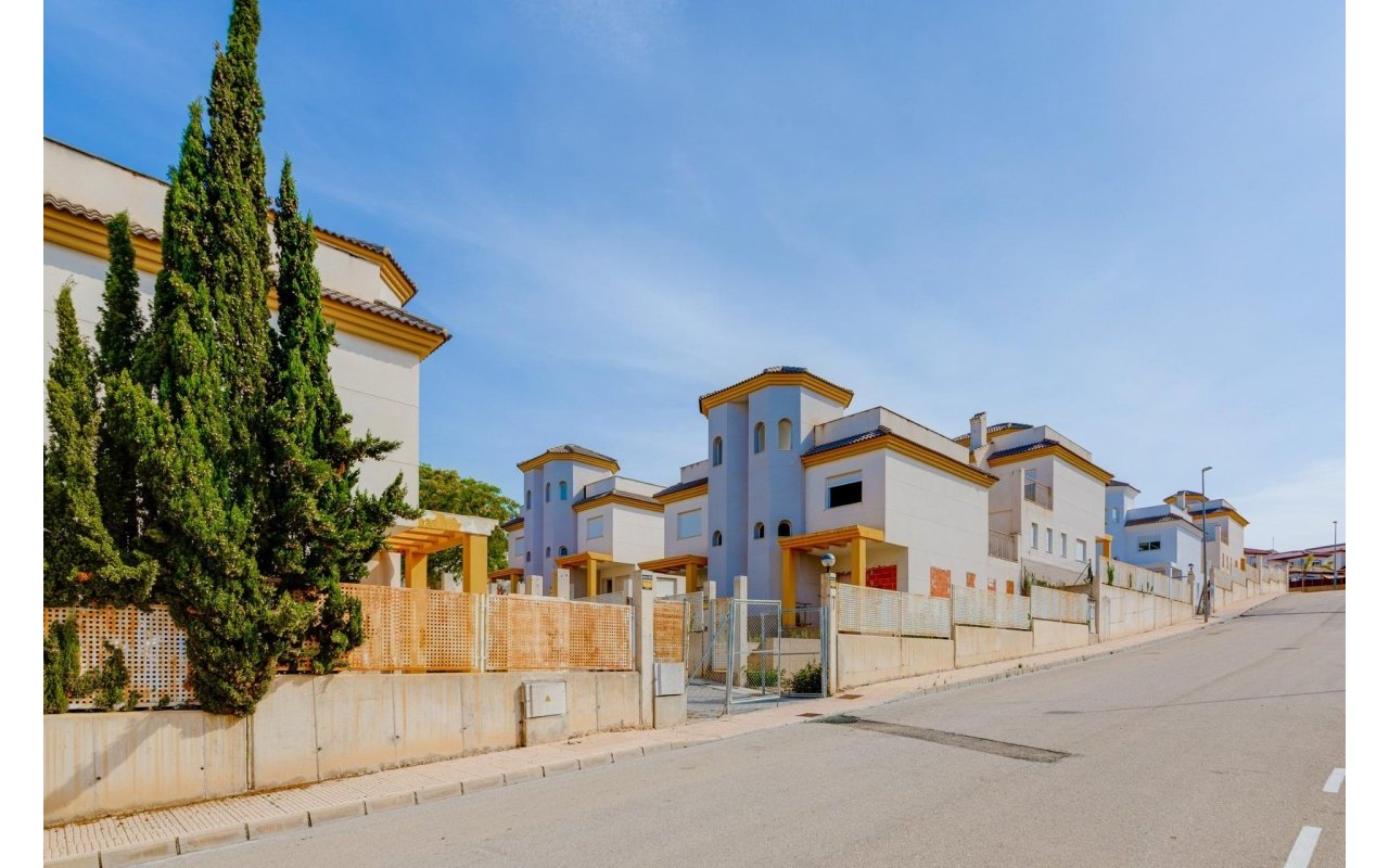 Rynek pierwotny - Villa - San Fulgencio - El Oasis