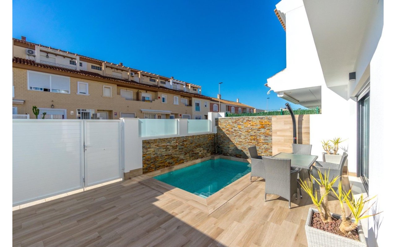 Rynek pierwotny - Villa - San Pedro del Pinatar - Polideportivo