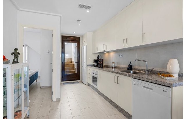 Rynek wtórny - Daszek - Torre de la Horadada (Alicante) - Spain