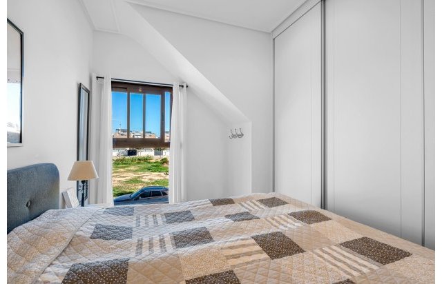 Rynek wtórny - Daszek - Torre de la Horadada (Alicante) - Spain