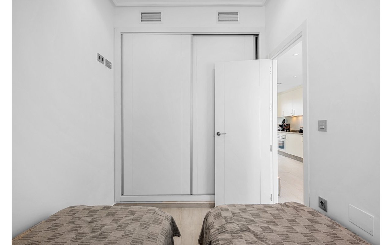 Rynek wtórny - Daszek - Torre de la Horadada (Alicante) - Spain