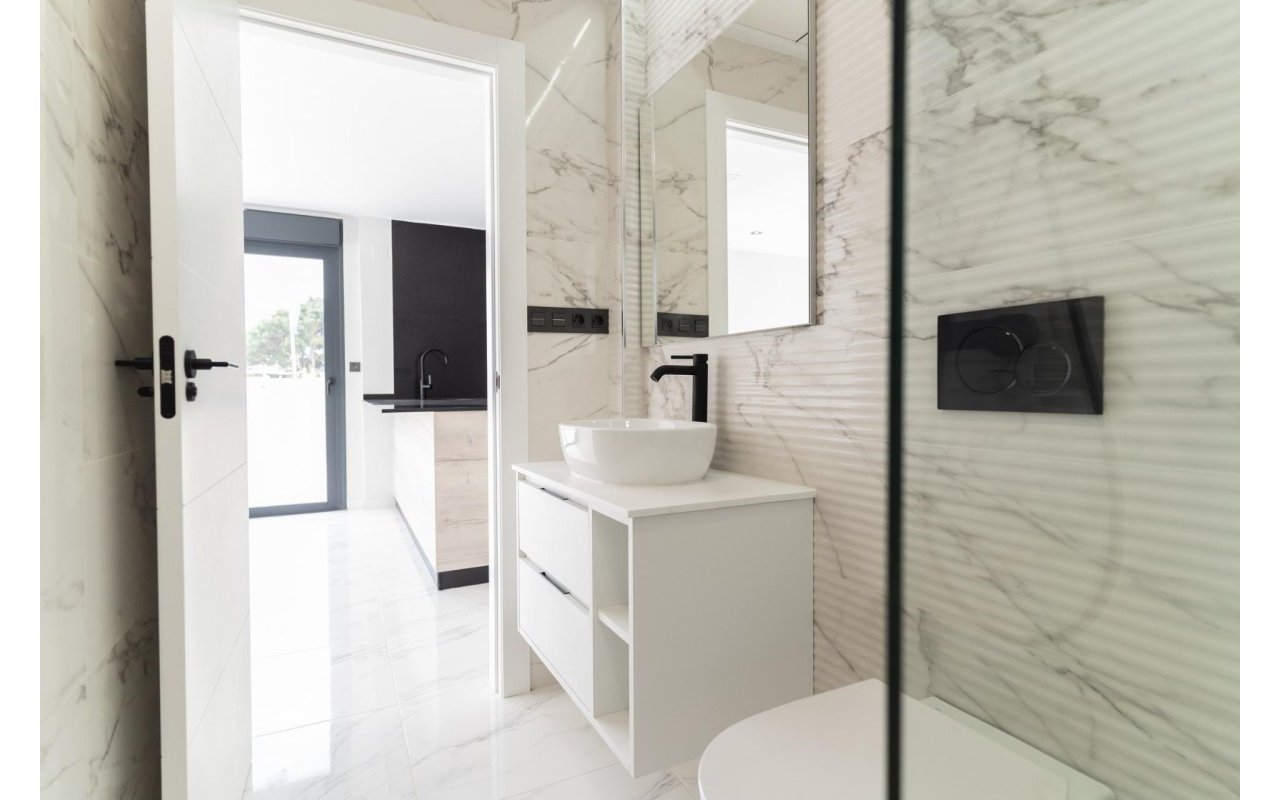 Rynek pierwotny - Villa - Orihuela Costa - Punta Prima