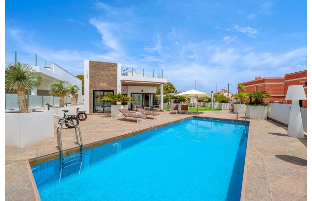 Reventa - Villa - Orihuela Costa - Villamartín