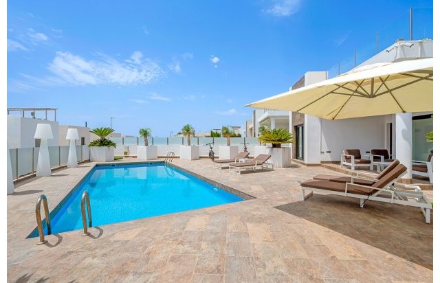 Reventa - Villa - Orihuela Costa - Villamartín