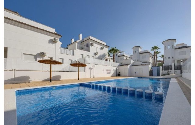 Rynek pierwotny - Villa - San Fulgencio - El Oasis