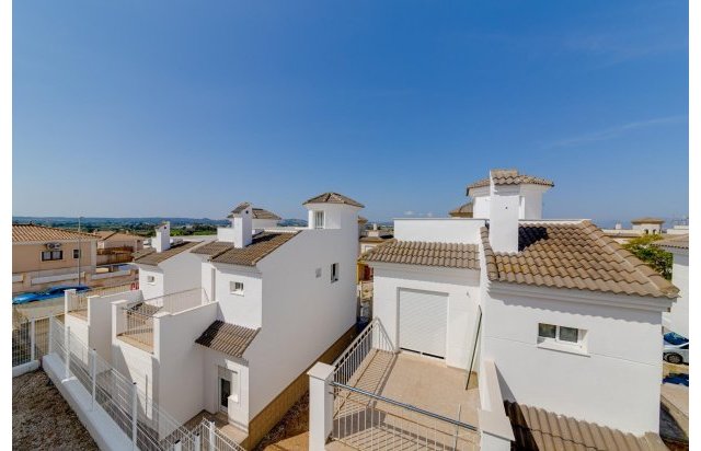 Rynek pierwotny - Villa - San Fulgencio - El Oasis