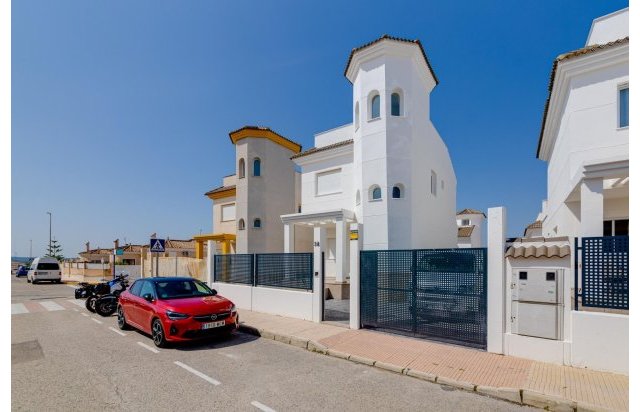 Rynek pierwotny - Villa - San Fulgencio - El Oasis