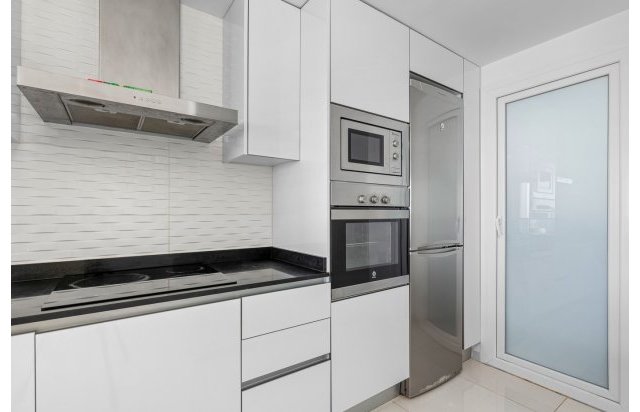 Rynek wtórny - Apartament - Torrevieja - Punta Prima