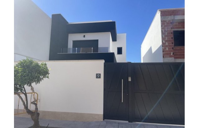 Rynek pierwotny - Villa - Almoradí - Heredades