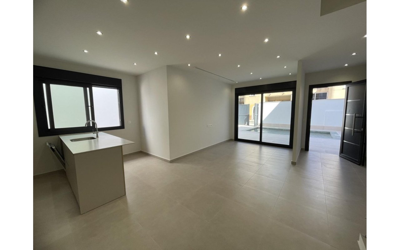 Rynek pierwotny - Villa - Almoradí - Heredades