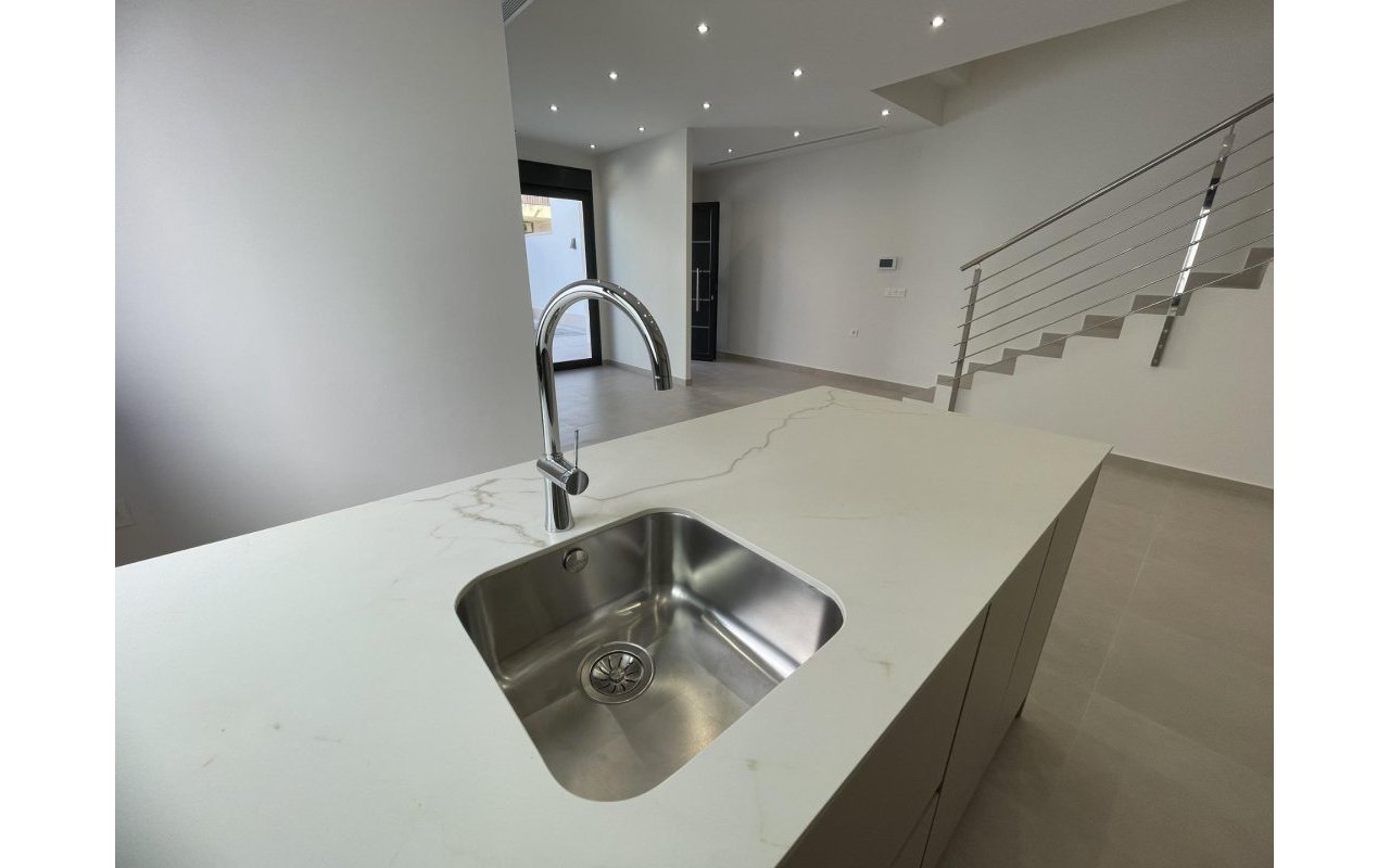 Rynek pierwotny - Villa - Almoradí - Heredades