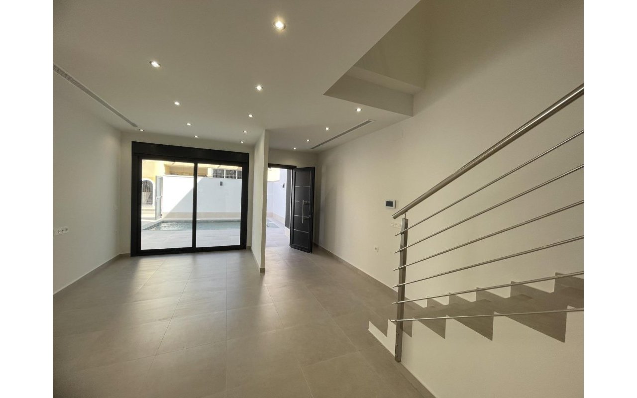 Rynek pierwotny - Villa - Almoradí - Heredades