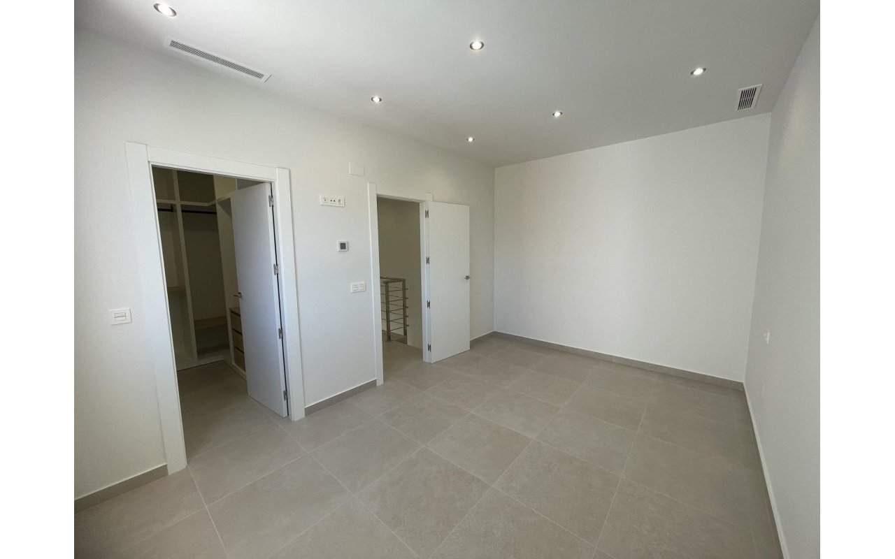 Rynek pierwotny - Villa - Almoradí - Heredades