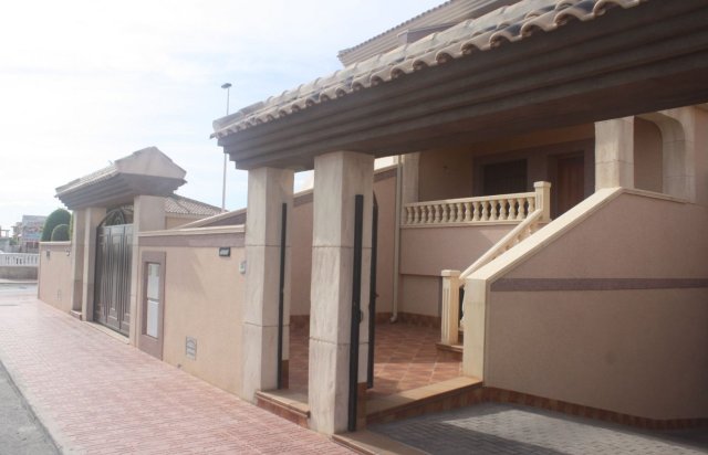 Rynek pierwotny - Town House - Torrevieja - Los Altos