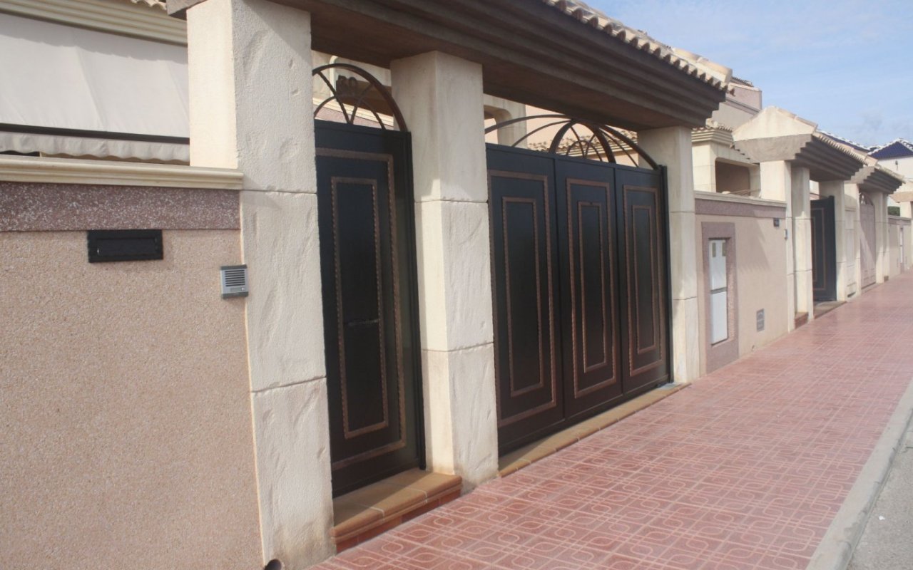 Rynek pierwotny - Town House - Torrevieja - Los Altos