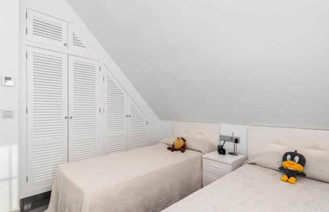 Reventa - Villa - San Juan Alicante - Frank Espinós