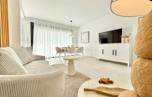 Obra nueva - Town House - Cox - San Fernando