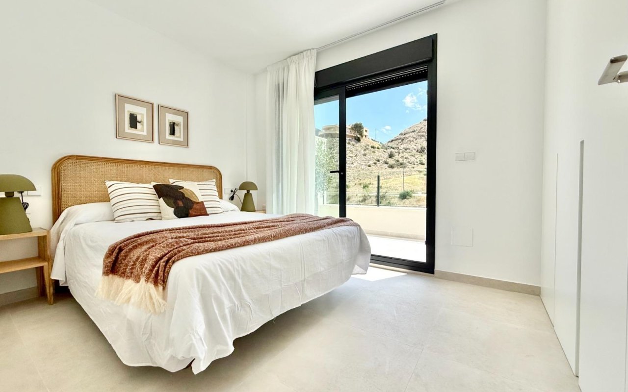 Obra nueva - Town House - Cox - San Fernando