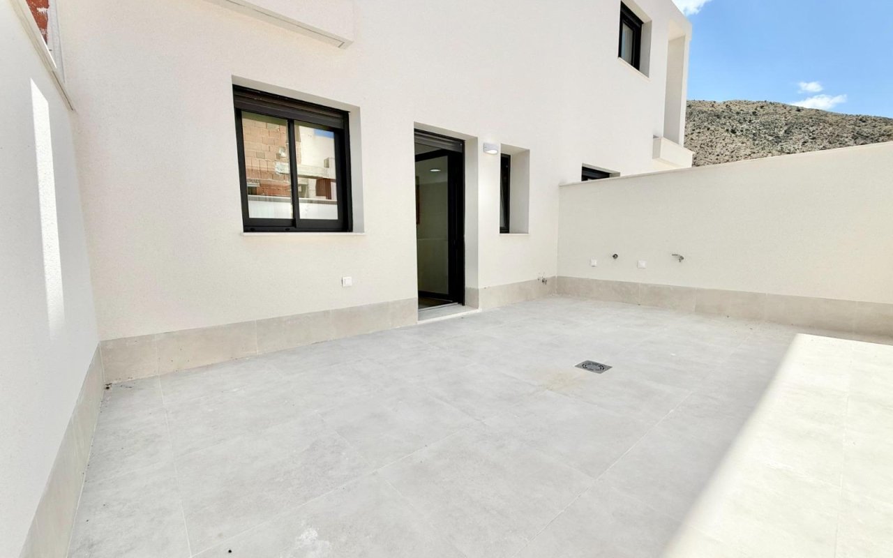 Obra nueva - Town House - Cox - San Fernando