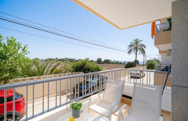 Resale - Flat - Orihuela Costa - Punta Prima