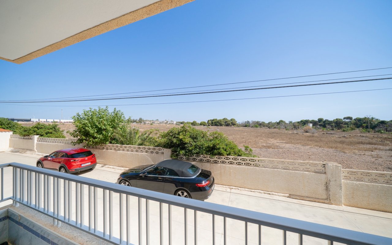 Resale - Flat - Orihuela Costa - Punta Prima