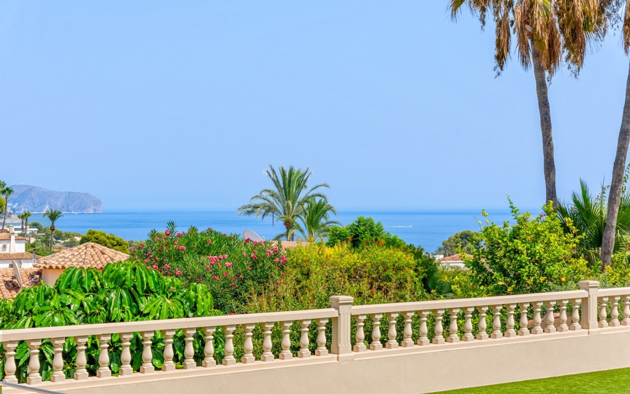 Resale - Villa - Benissa