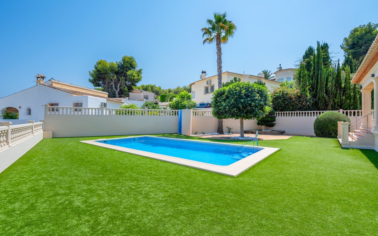 Resale - Villa - Benissa