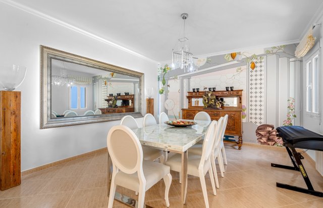 Resale - Villa - Benissa