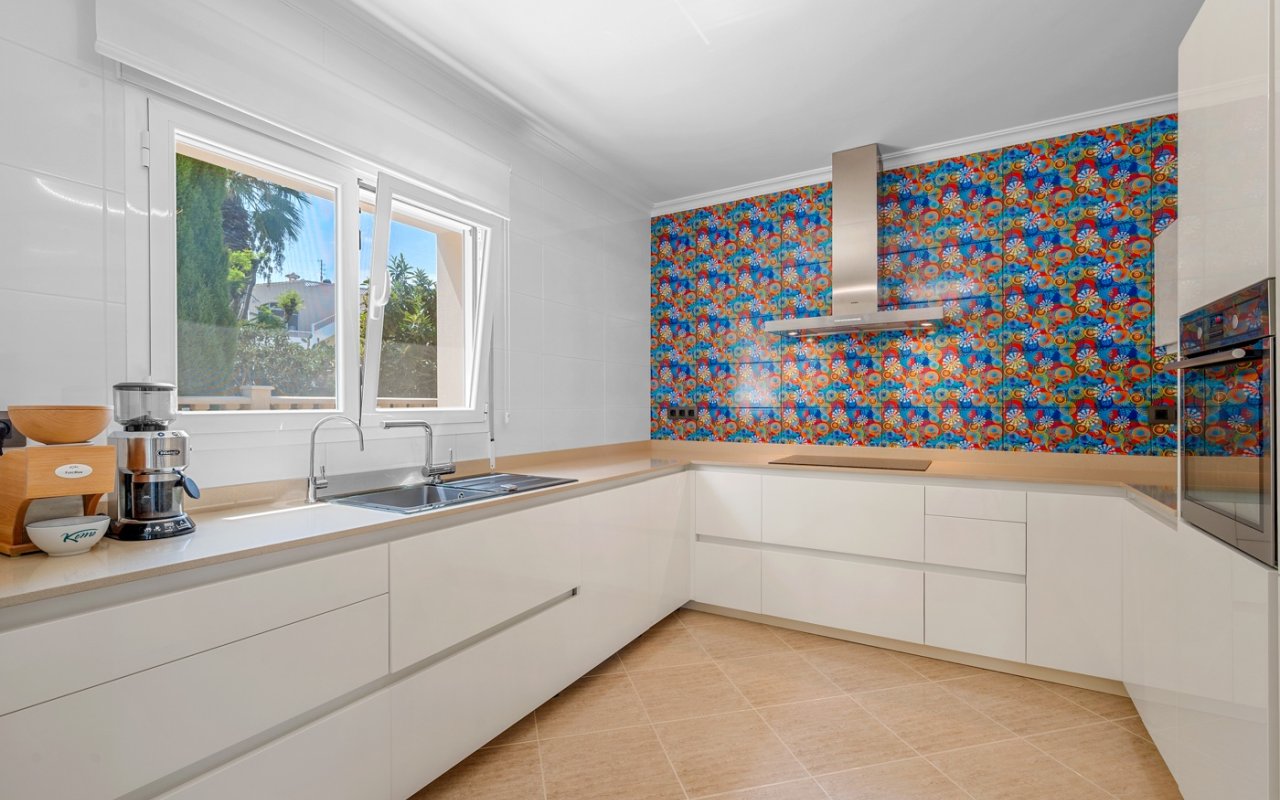 Resale - Villa - Benissa