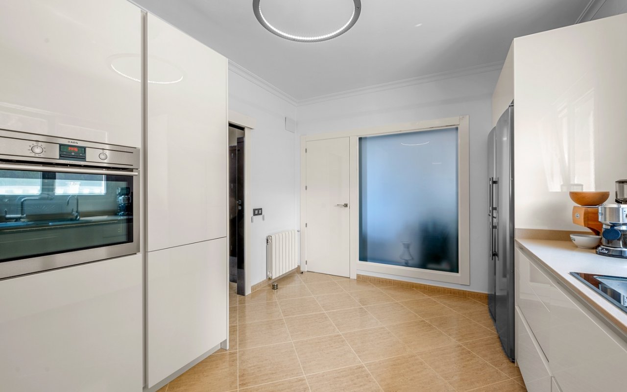 Resale - Villa - Benissa