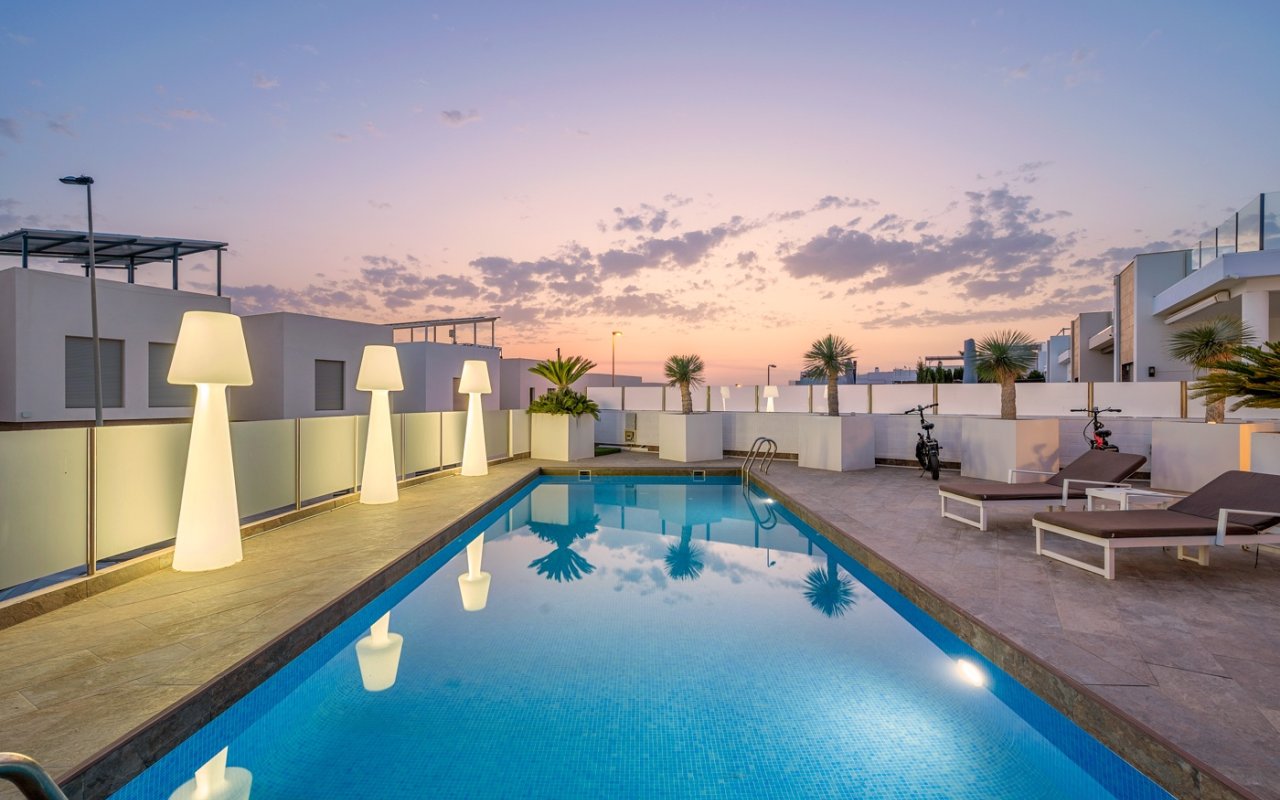 Resale - Villa - Orihuela Costa - Villamartín