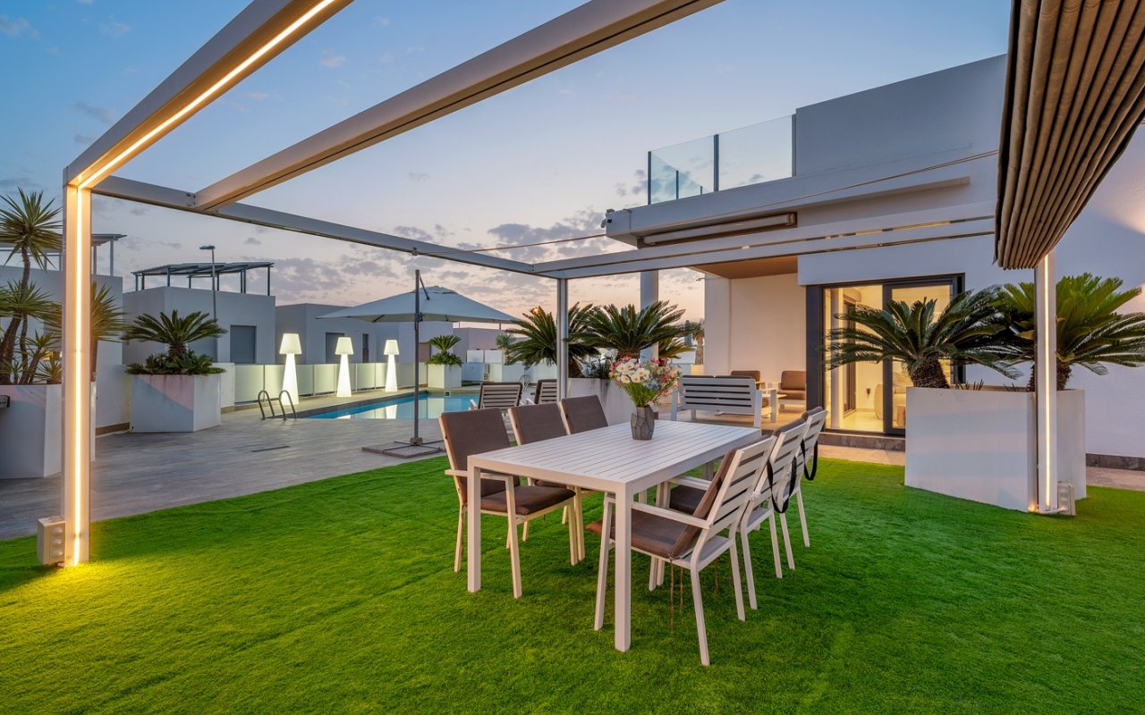 Resale - Villa - Orihuela Costa - Villamartín