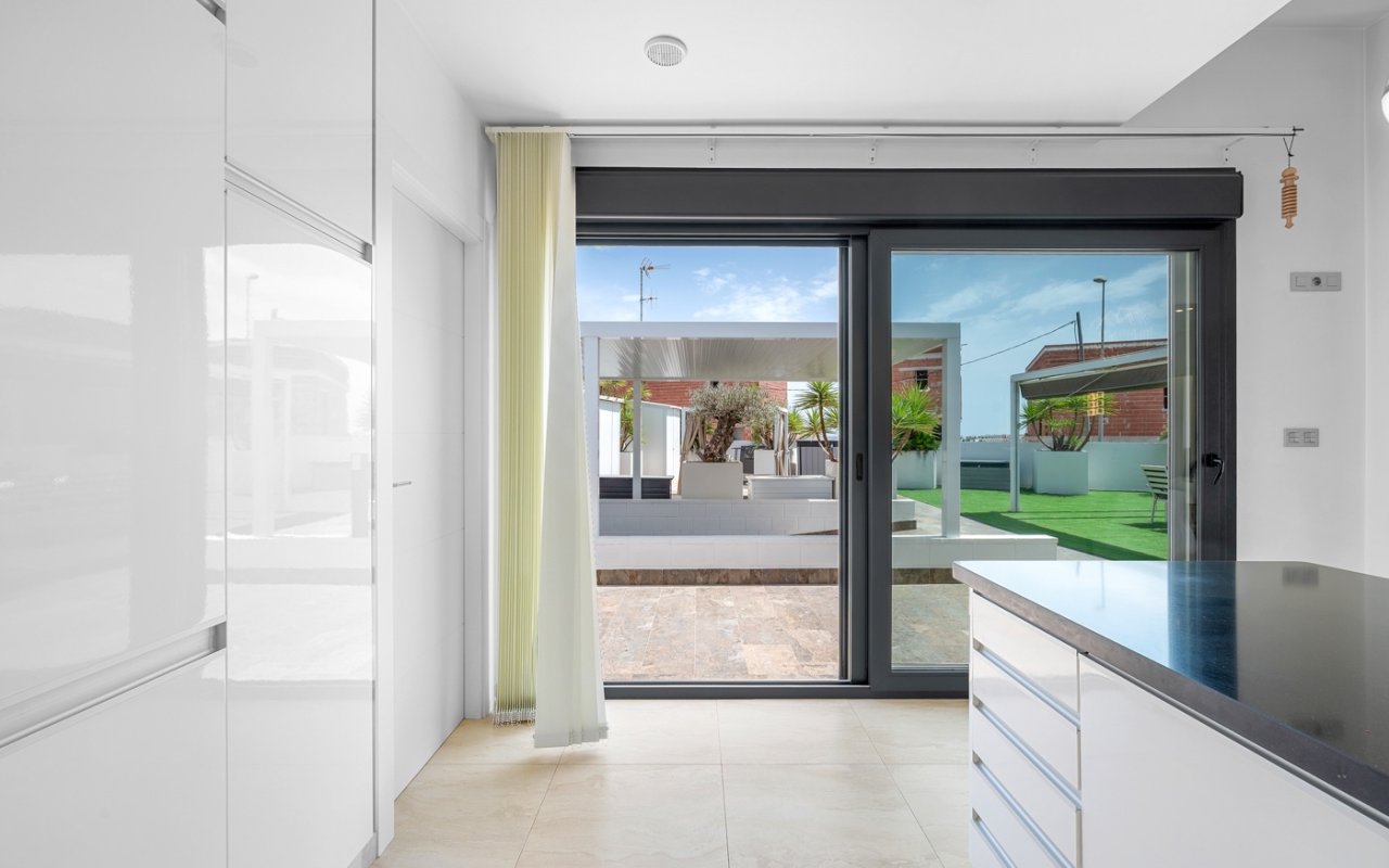 Resale - Villa - Orihuela Costa - Villamartín