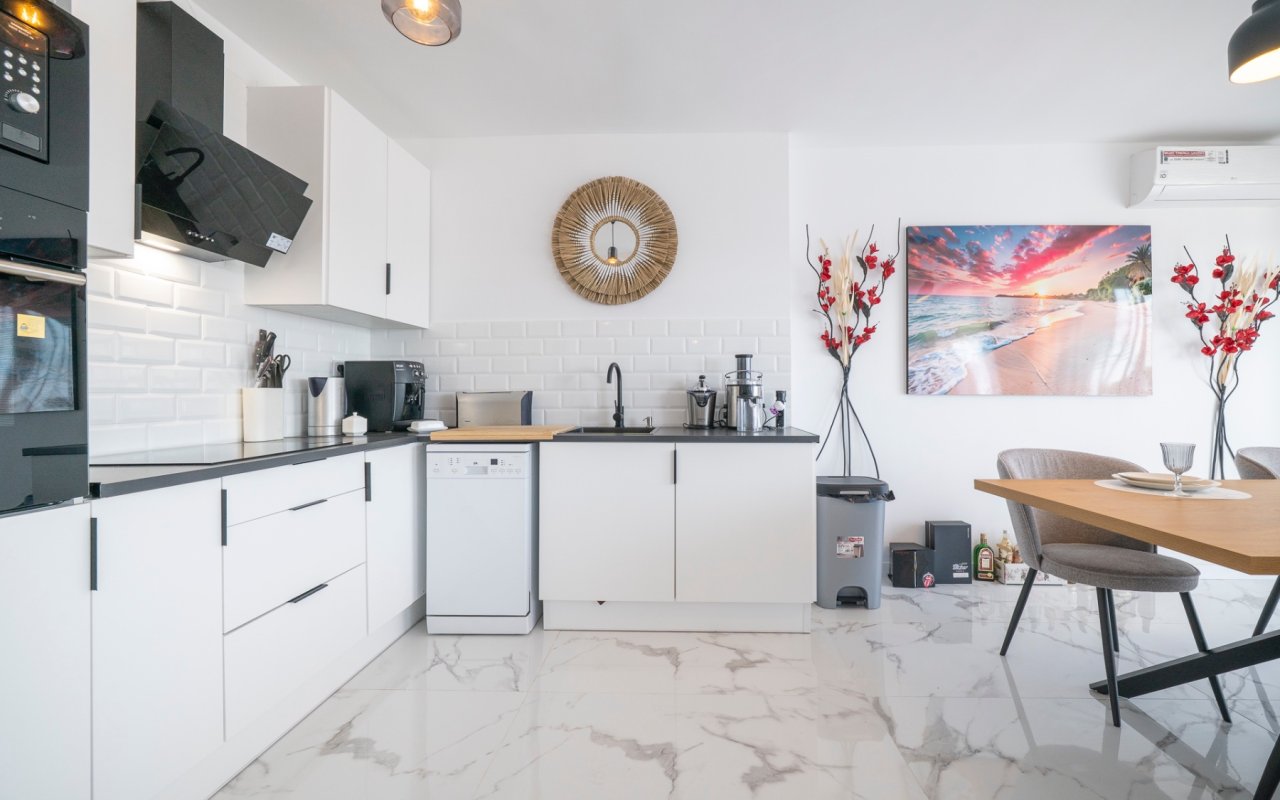 Resale - Flat - Orihuela Costa - Punta Prima